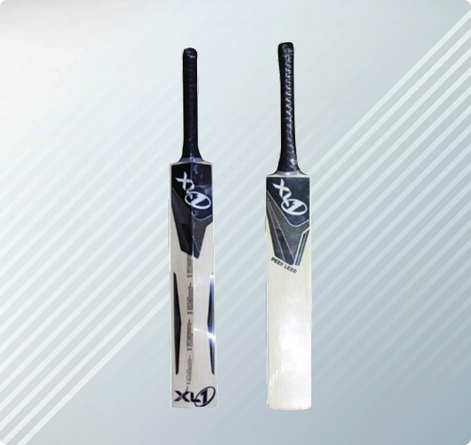 XL1 professional cricket bat - premium cricket equipment